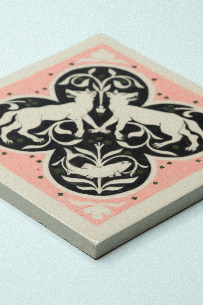 Carreau IllustrationLoups Rose Détails